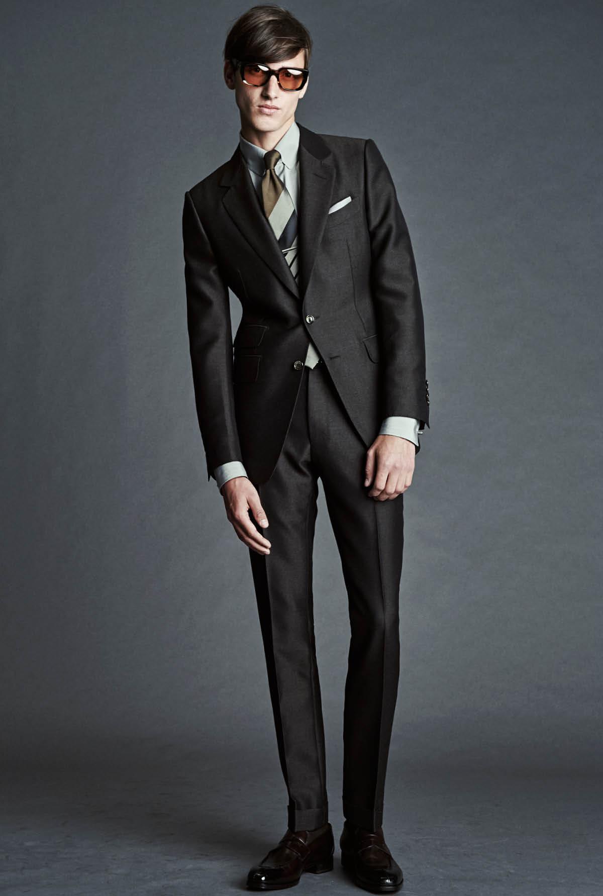 Tom Ford Spring/Summer 2016 Menswear Collection Bridges Gap Between ...