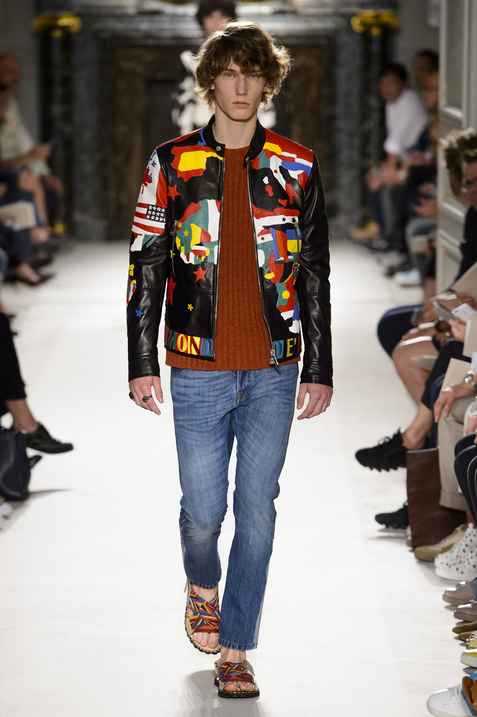 Valentino Spring/Summer 2016 Menswear Collection | Paris Fashion Week ...