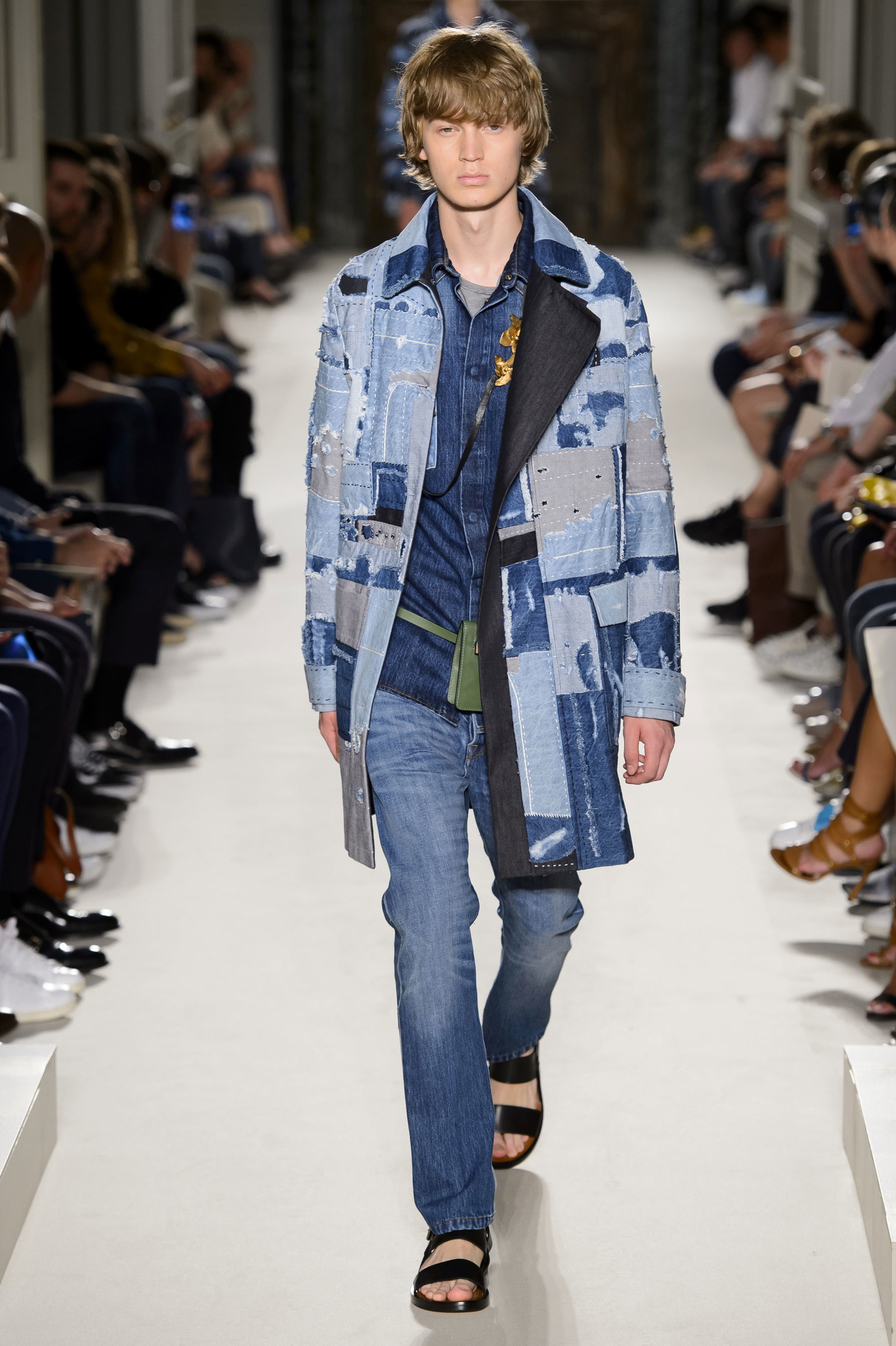 Valentino Spring/Summer 2016 Menswear Collection | Paris Fashion Week ...