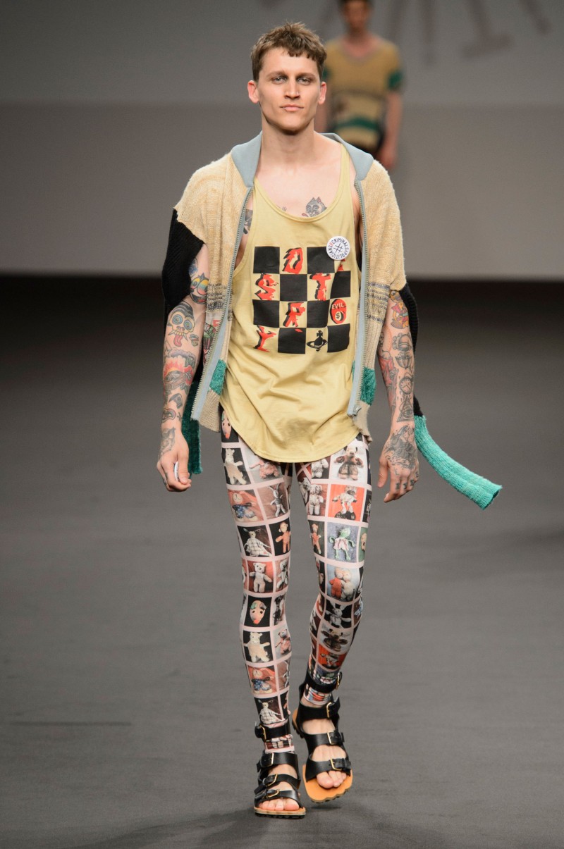 Leebo Freeman walks in Vivienne Westwood's spring-summer 2016 show.