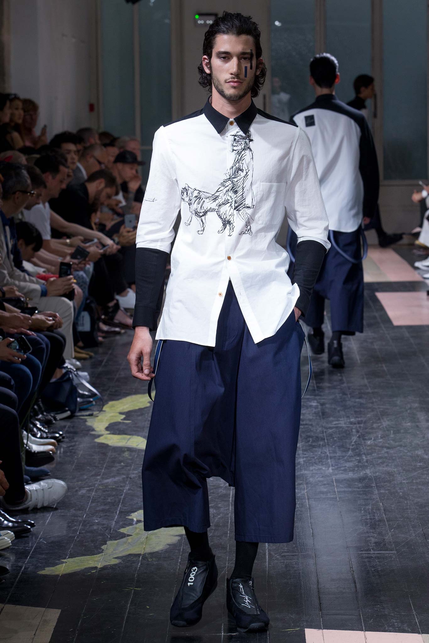 Yohji Yamamoto Spring/Summer 2016 Menswear Collection | Paris Fashion ...