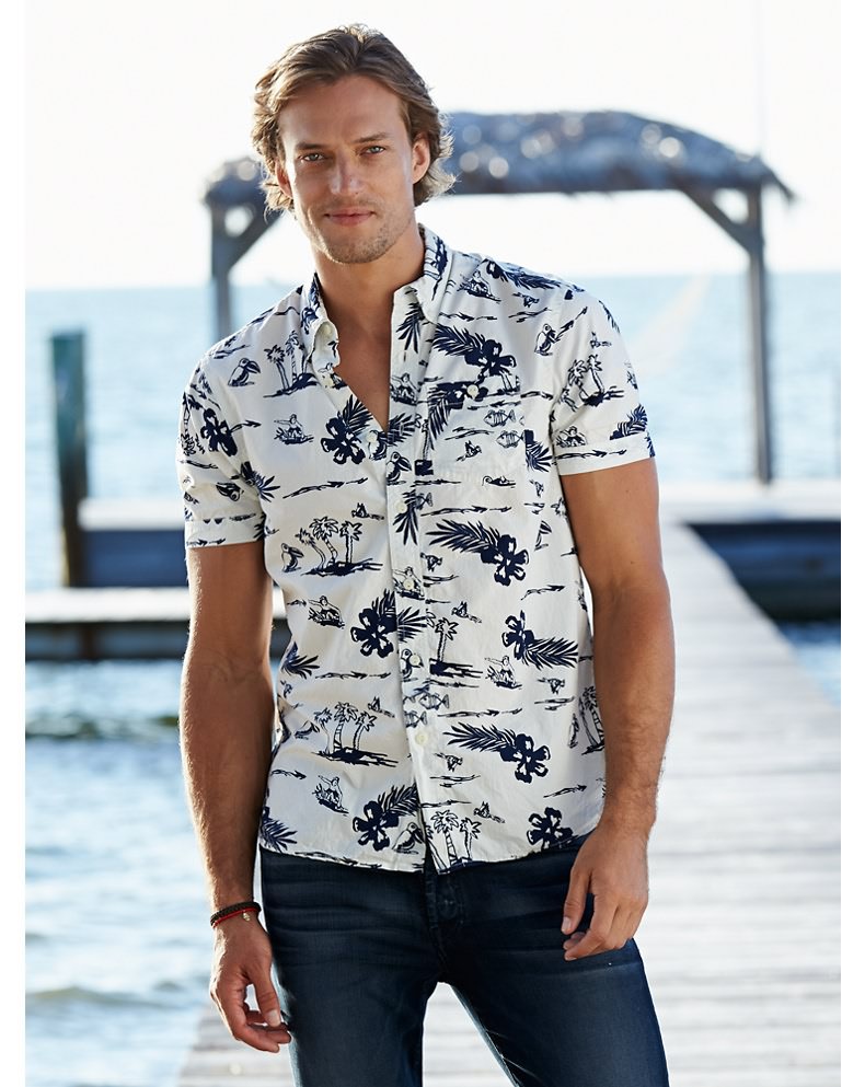 David Genat Models Summer Styles for Gorsuch