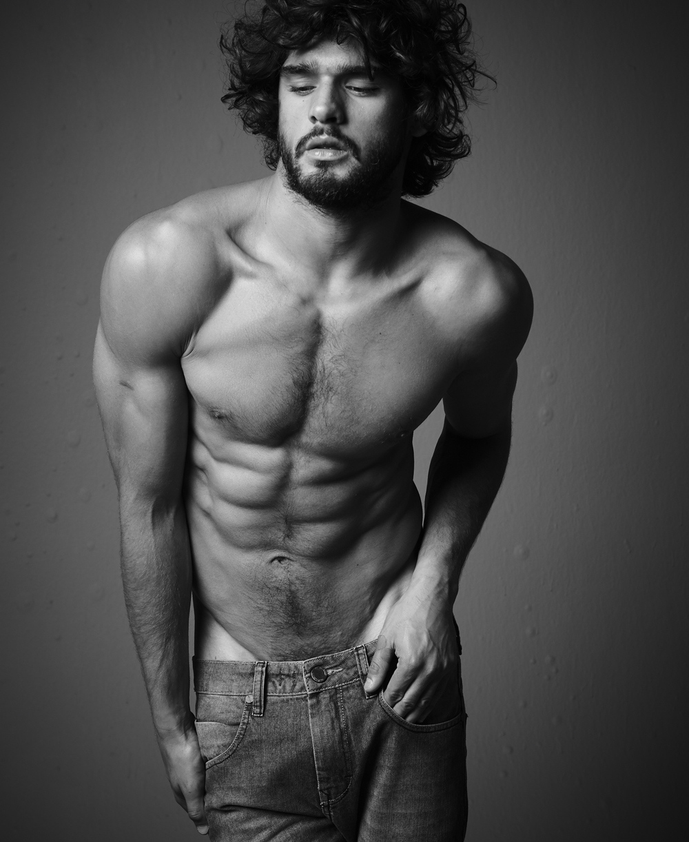 » Marlon Teixeira Hits the Studio with Luciana Izuka Marlon Teixeira Shirtless Black White Photo Shoot 2015 002