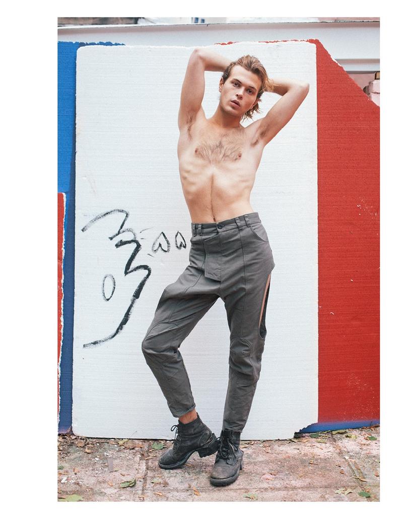 » Michael Bailey Gates Sports Adventurous Styles for Open Lab Shootediut Michael Bailey Gates Open Lab 2015 Fashion Editorial 006