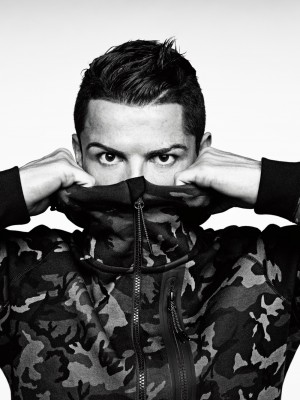Cristiano Ronaldo Nike Tech Fleece Collection 2015 001