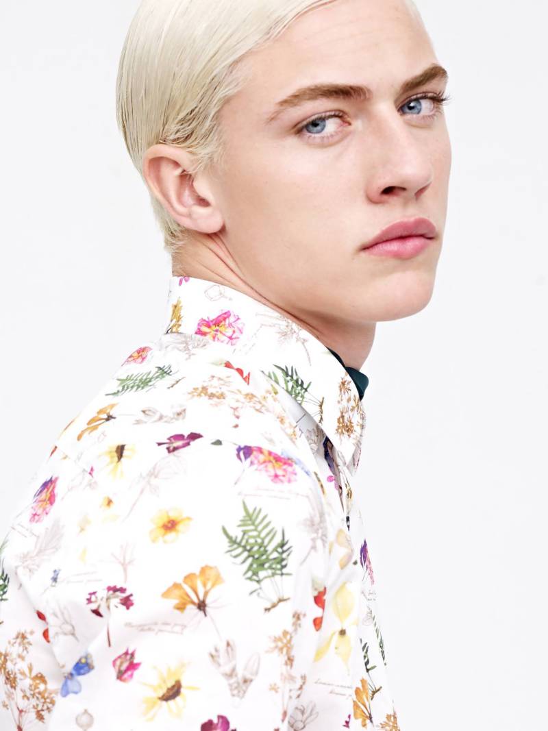 Lucky Blue Smith Charms in Youthful Selected Stylesluck | The Fashionisto