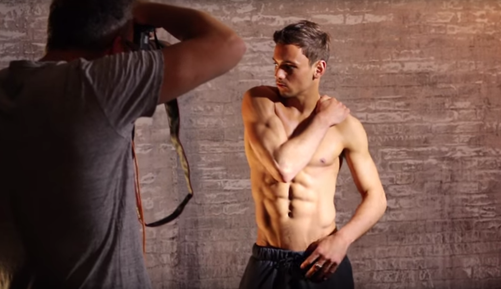 Tom Daley Shirtless Behind the Scenes 2016 Calendar Photo Shoot