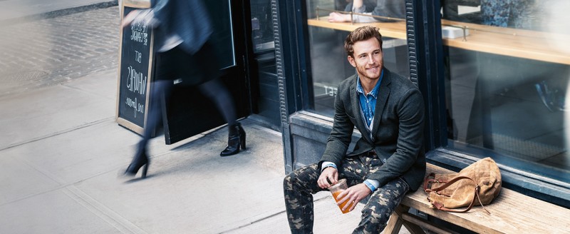 Rodrigo Calazans sports slim-cut camouflage pants with a sharp blazer for Tom Tailor Fall/Winter 2015