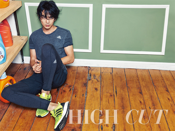 Yoo Seung Ho models Adidas' Ultra Boost sneakers.