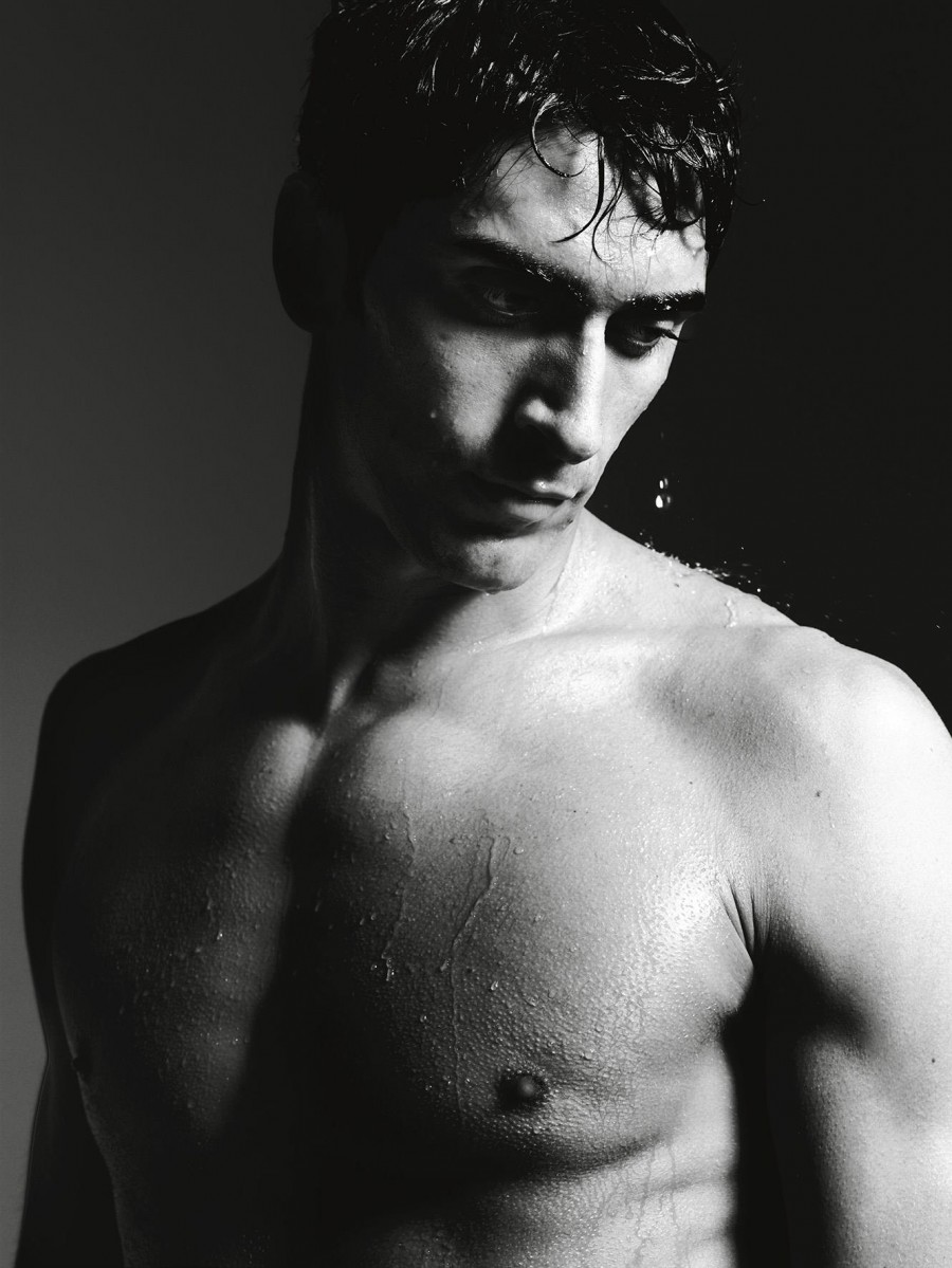 Armani Campaign Body 021