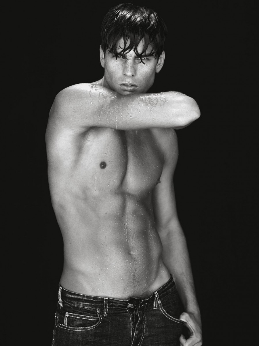 Armani Campaign Body 024