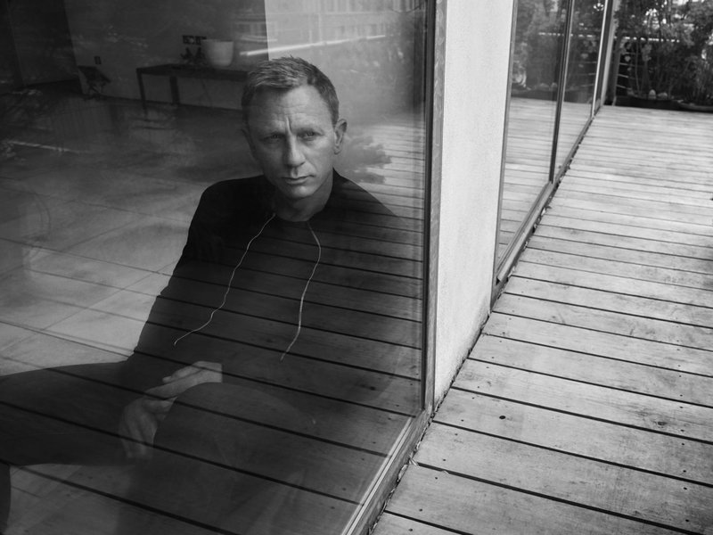 Daniel Craig Covers October 2015 Esquire UK, Talks James Bond