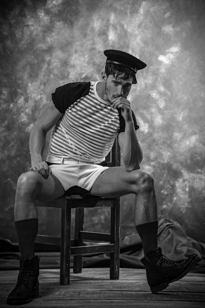 Alvaro wears socks Lup, boots Ricardo Almeida, t-shirt and shorts Ben.