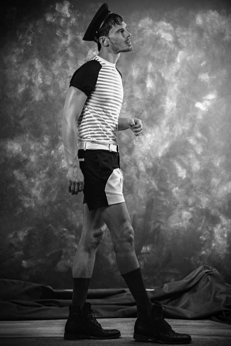 Alvaro wears socks Lup, boots Ricardo Almeida, t-shirt and shorts Ben.