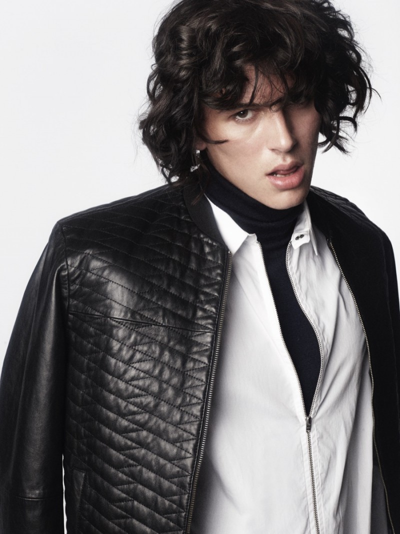 Joseph wears shirt WhyRed, turtleneck Hugo Boss and jacket Calvin Klein.