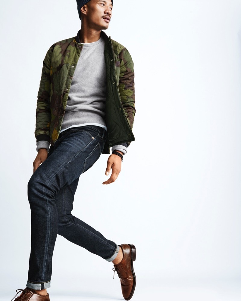 Paolo wears The Hill-Side for Gap