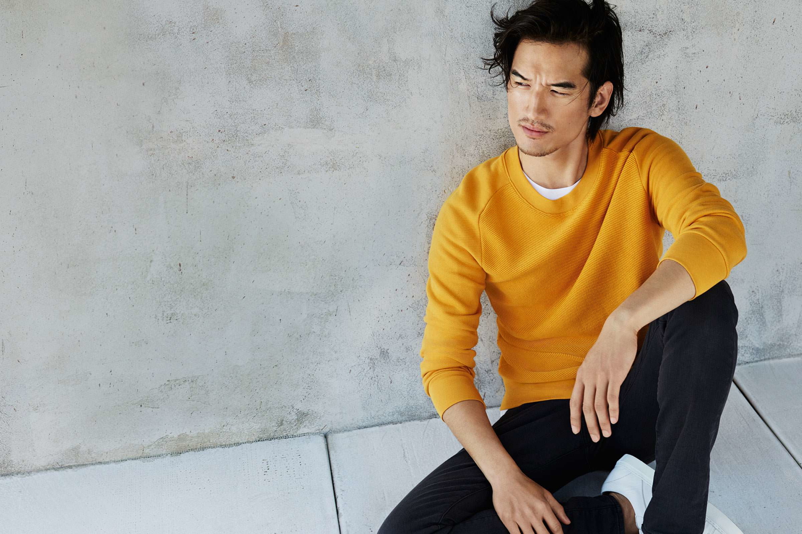 New Contrasts: H&M Does Color for Fall