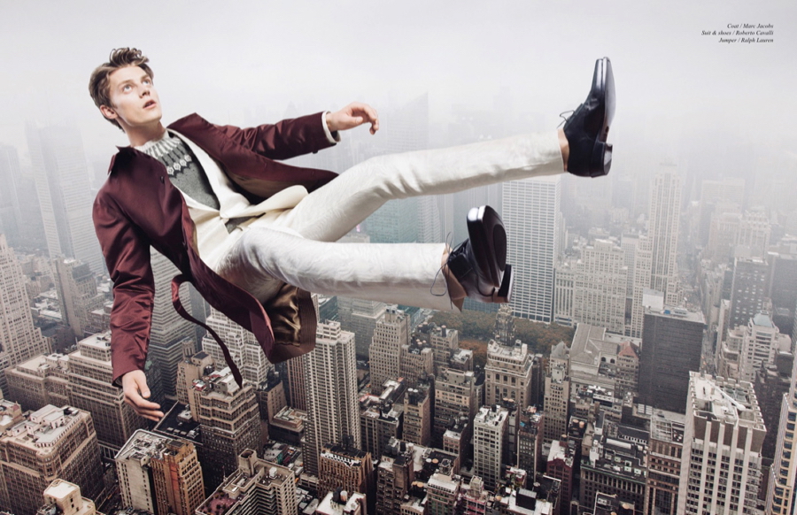 Janis Ancens Conquers the City for Schön!