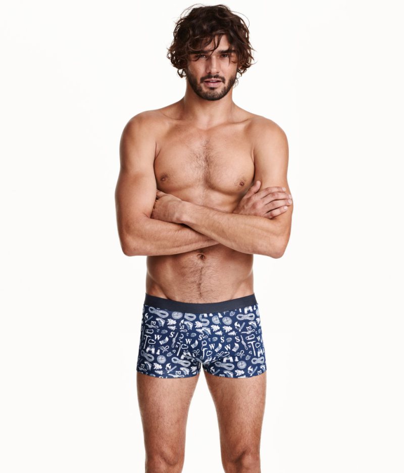 Marlon Teixeira Rocks H&M Men's Underwear – The Fashionisto