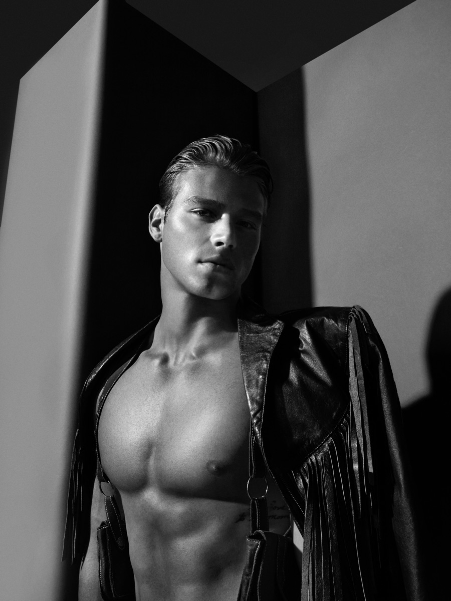 Matthew Noszka LOfficiel Hommes Singapore Fall 2015 Editorial 006