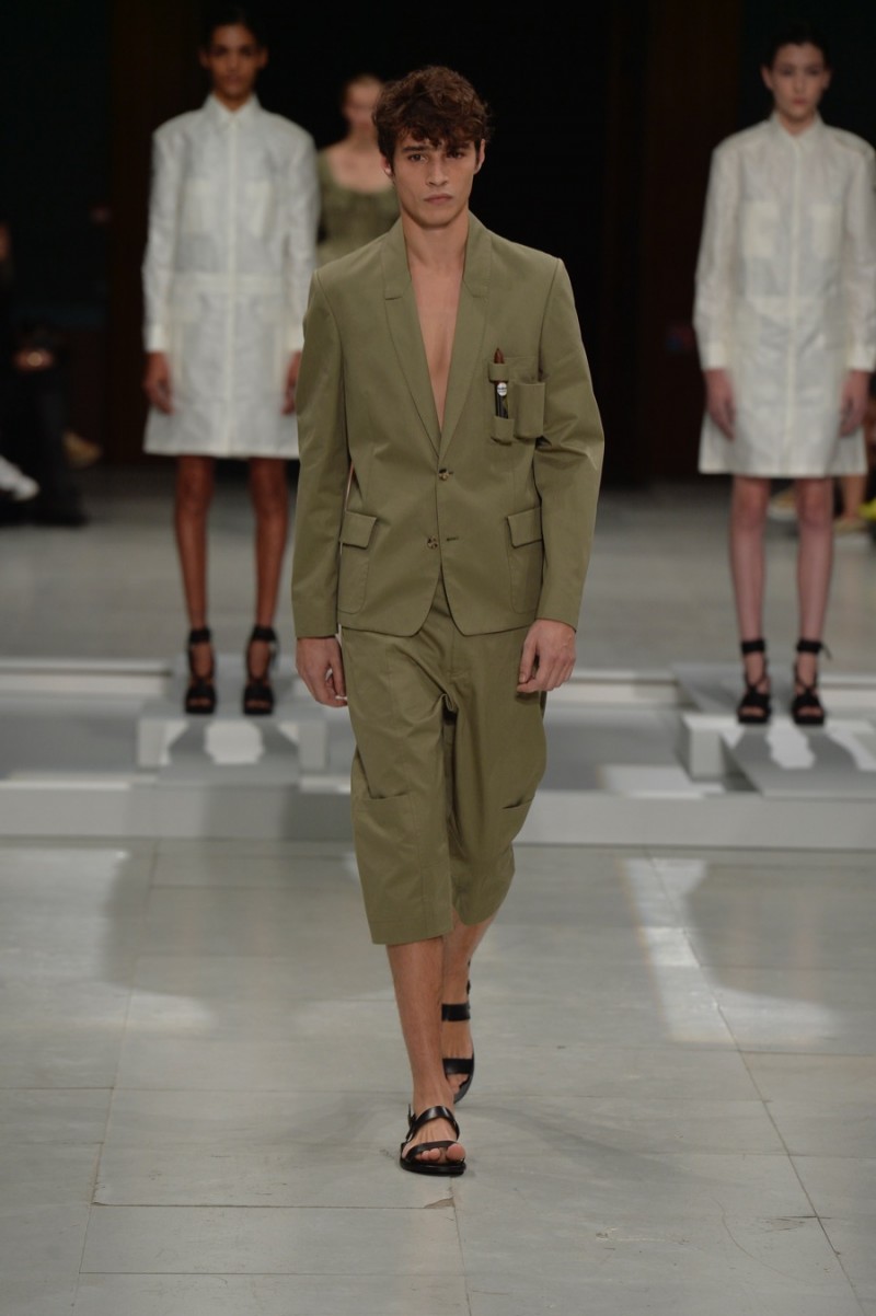 Chalayan-Spring-Summer-2016-Mens-Collection-002