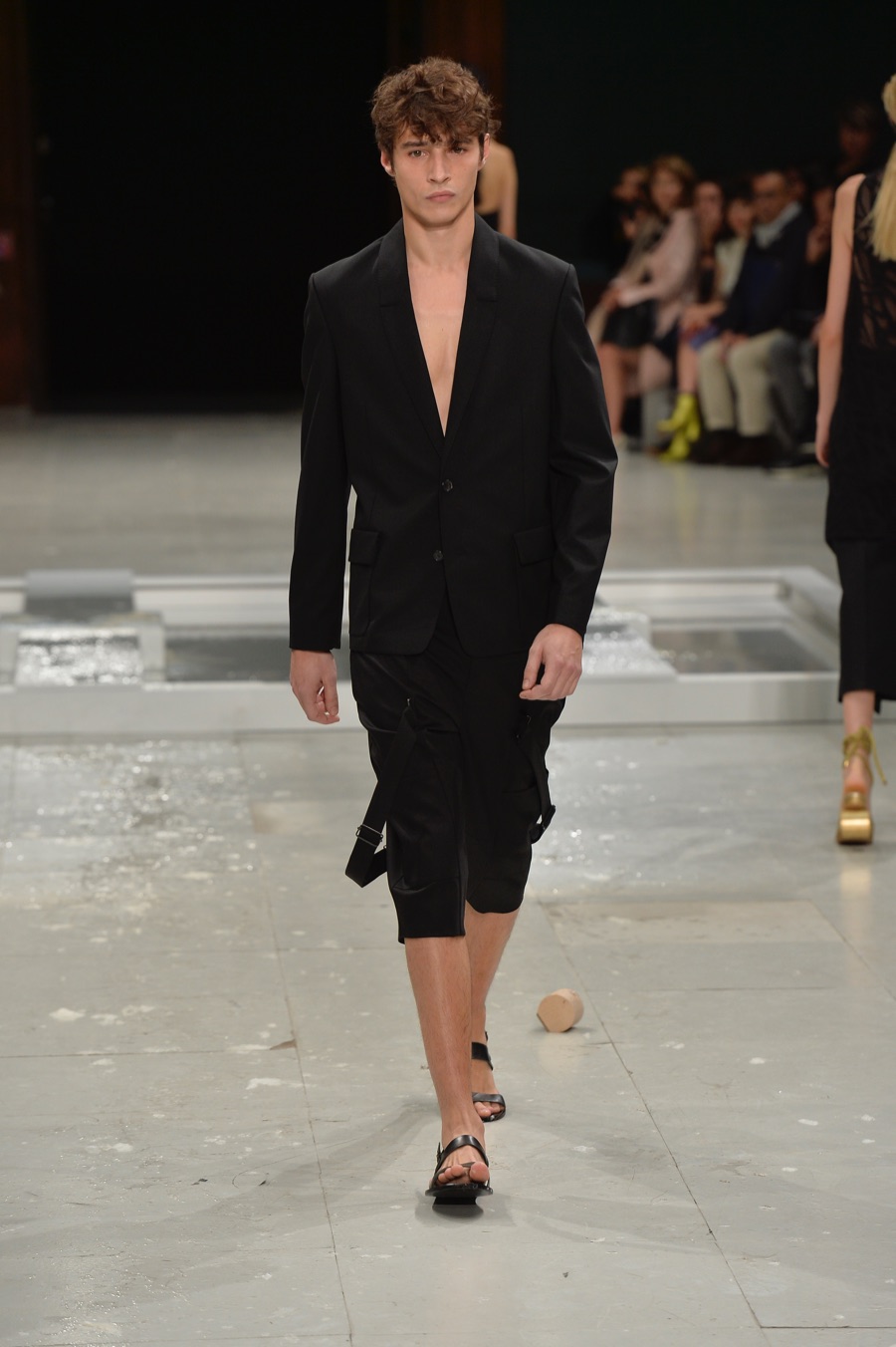 Chalayan Spring Summer 2016 Mens Collection 004