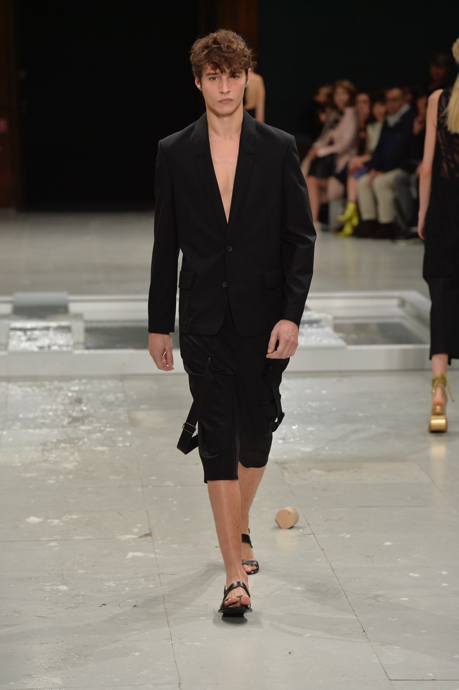 Chalayan Hits the Catwalk with Military Details