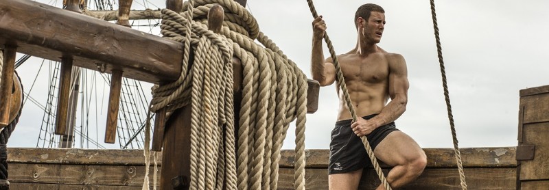 Black Sails actor Tom Hopper for Muscle & Fitness