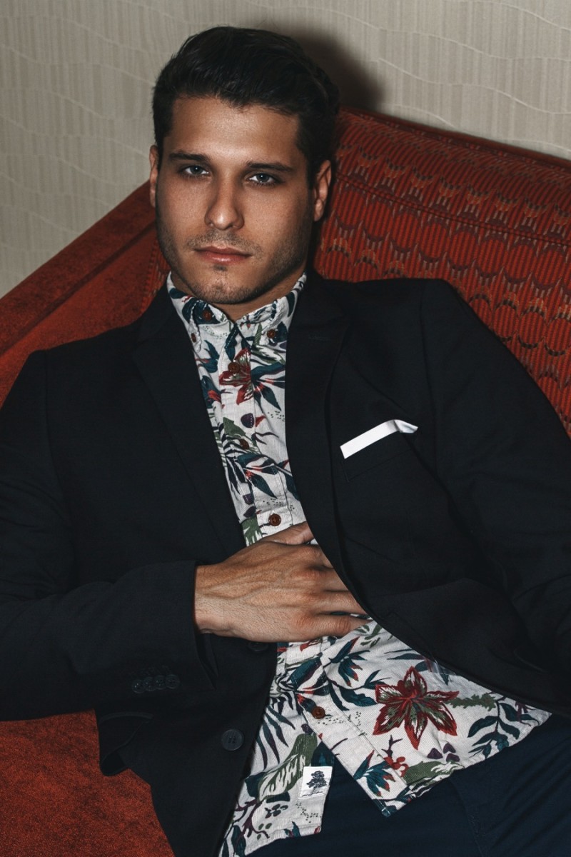 Cody Calafiore wears shirt Zara, blazer Hugo Boss and trousers Calvin Klein.