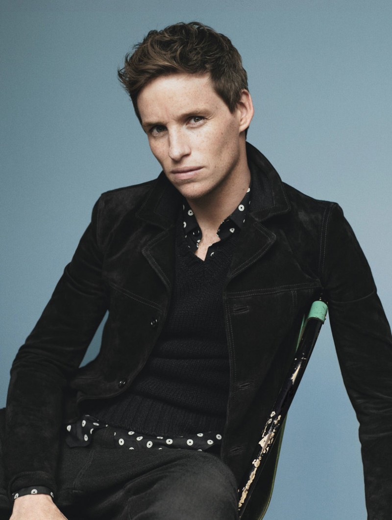 Eddie Redmayne wears all clothes Saint Laurent by Hedi Slimane.