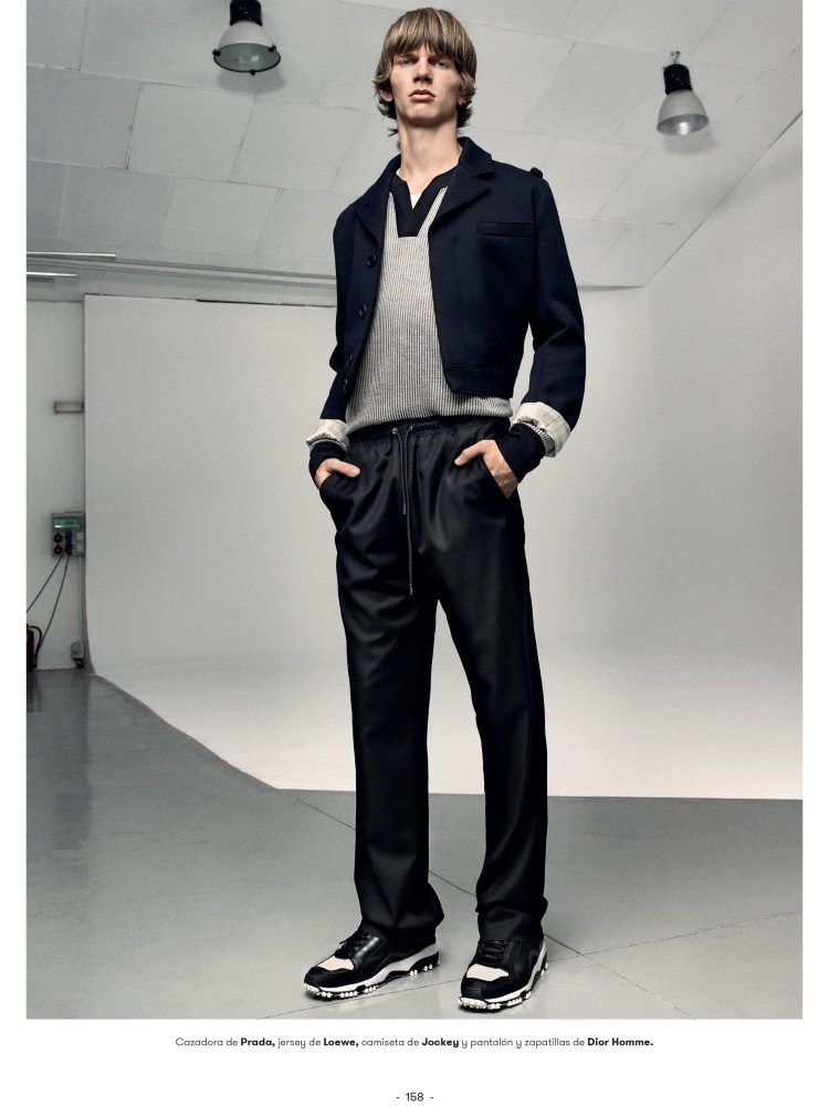 Erik stands tall for the pages of L'Officiel Hommes España.