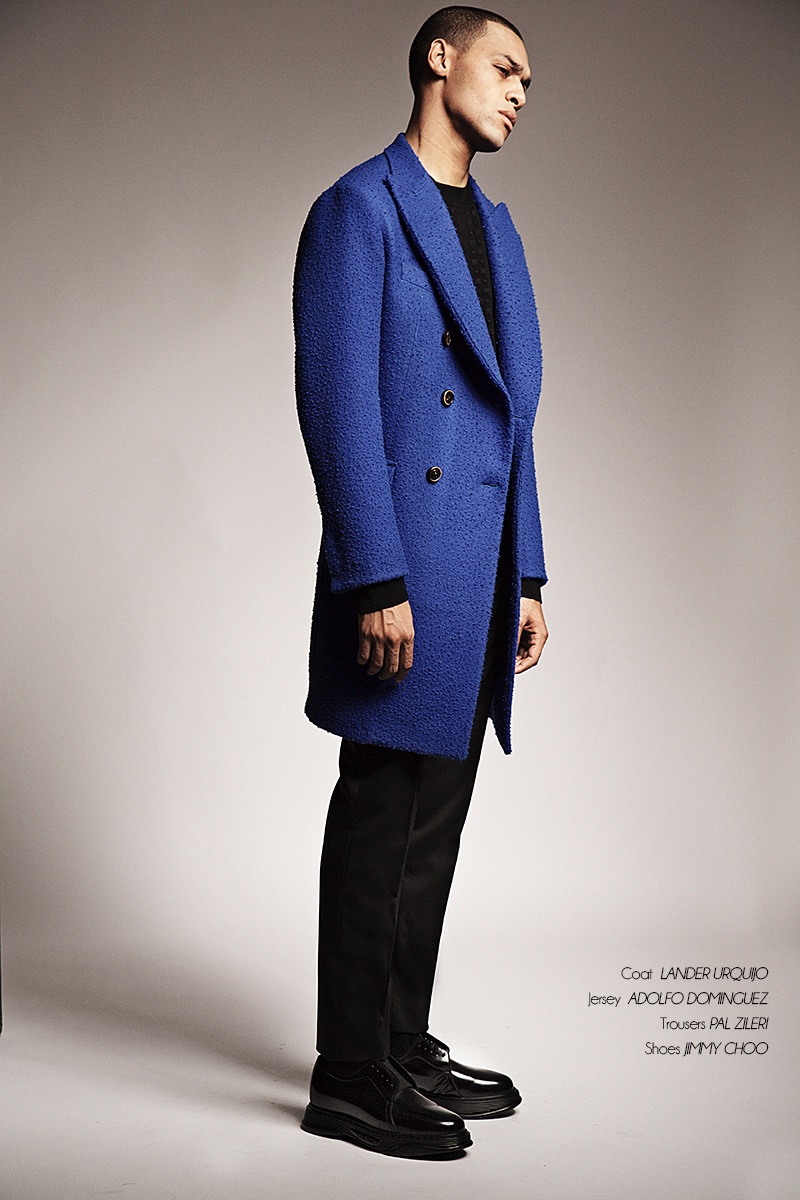 Sua wears coat Lander Urquijo, sweater Adolfo Dominguez, trousers Pal Zileri and shoes Jimmy Choo.