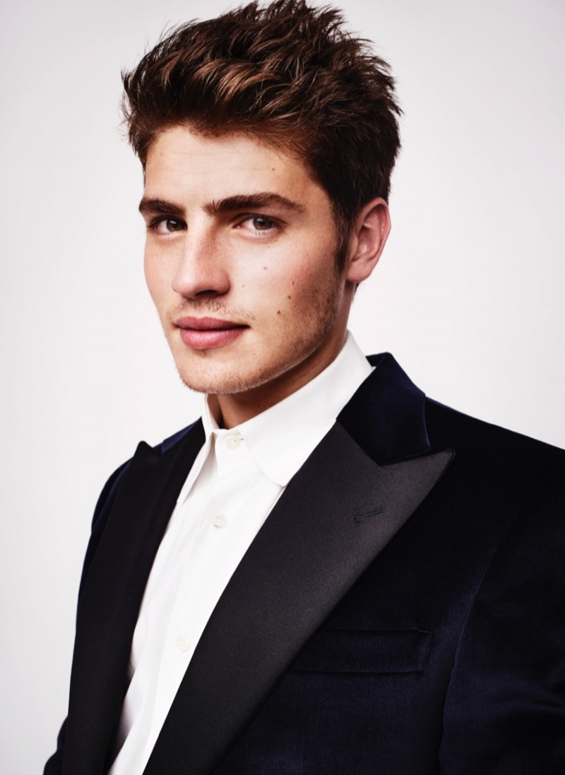 Gregg Sulkin wears dress shirt Prada and suit Valentino.