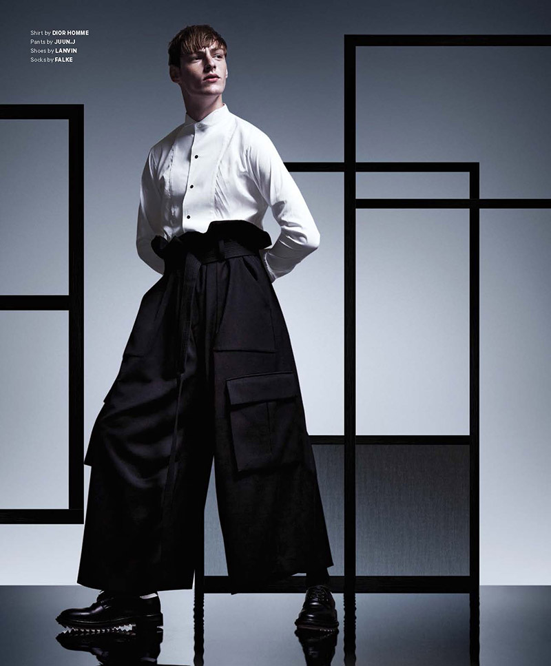 Roberto wears shirt Dior Homme and oversized trousers JUUN.J.