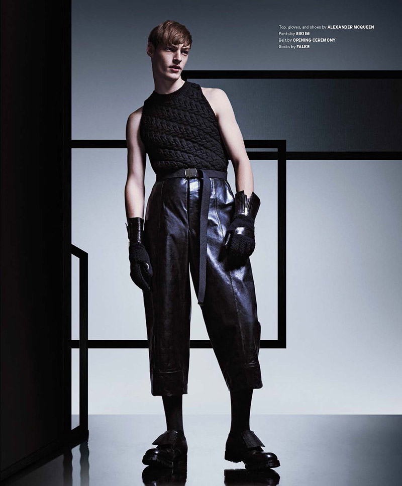 Roberto wears sleeveless top Alexander McQueen and cropped trousers Siki Im.