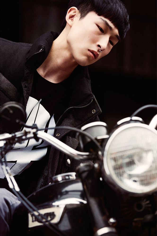 Model Sang Woo Kim reunites with Armani Exchange for its winter 2015 campaign. » Seasons are Changing! Winter Arrives at Armani Exchange Model Sang Woo Kim reunites with Armani Exchange for its winter 2015 campaign.