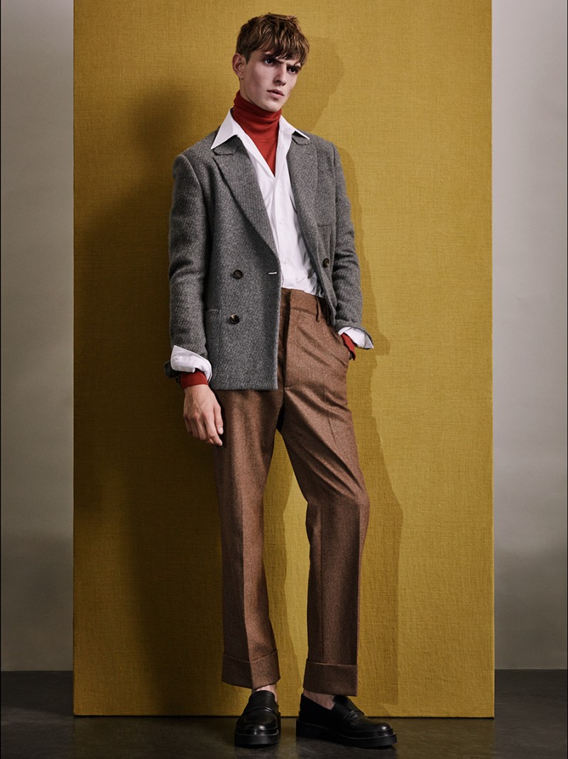 Guerrino wears double-breasted jacket Berluti.