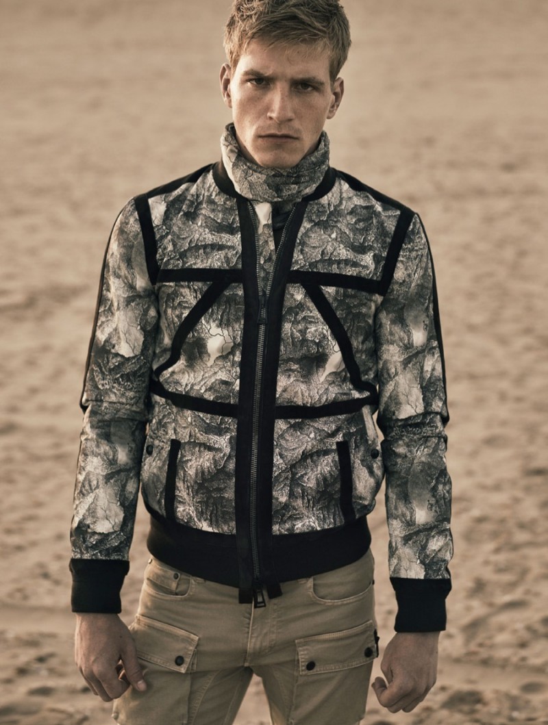 Belstaff Envisions the Chic Desert Explorer for Spring – The Fashionisto