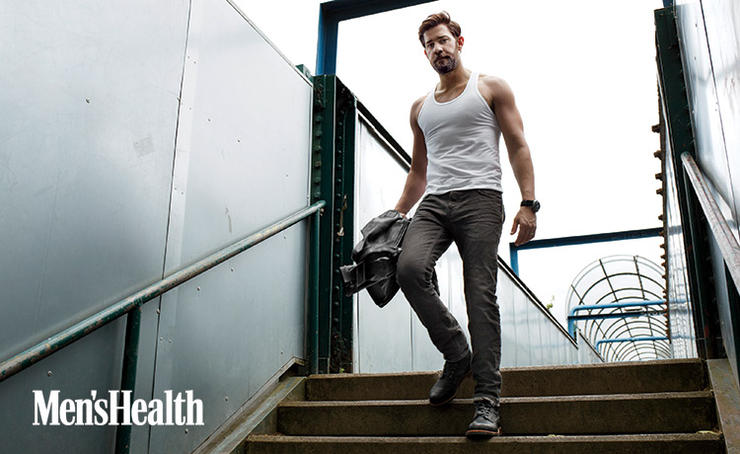 John-Krasinski-2016-Mens-Health-Photo-Shoot-002