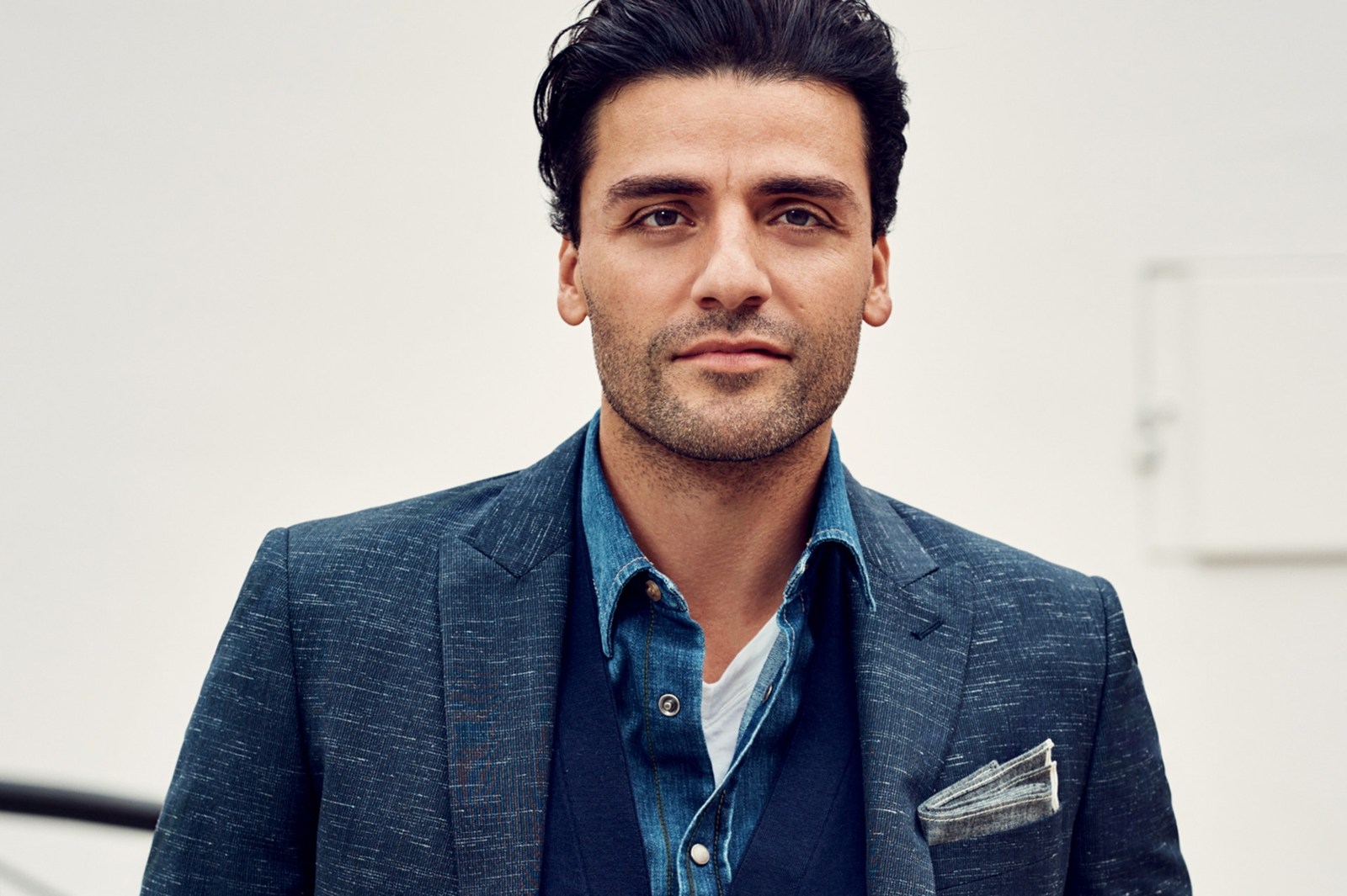 Oscar Isaac's Blue Hair in "The Promise" - wide 1