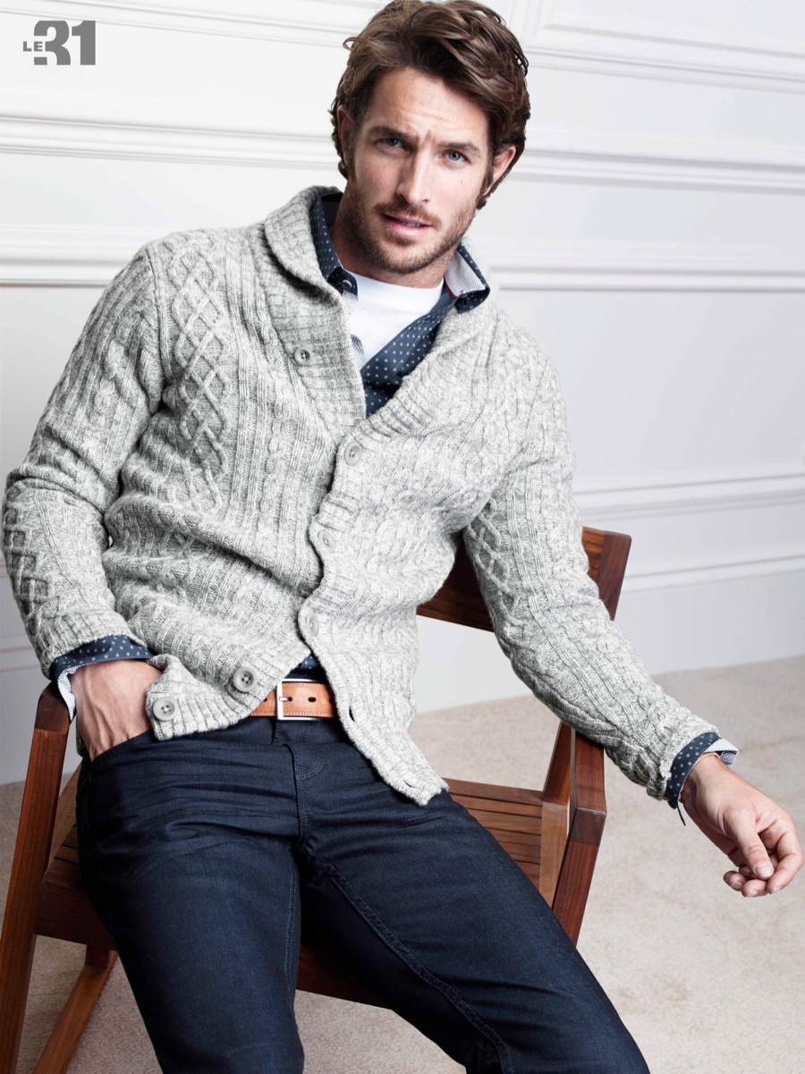 Simons Celebrates the Holidays with Casual Styles – The Fashionisto