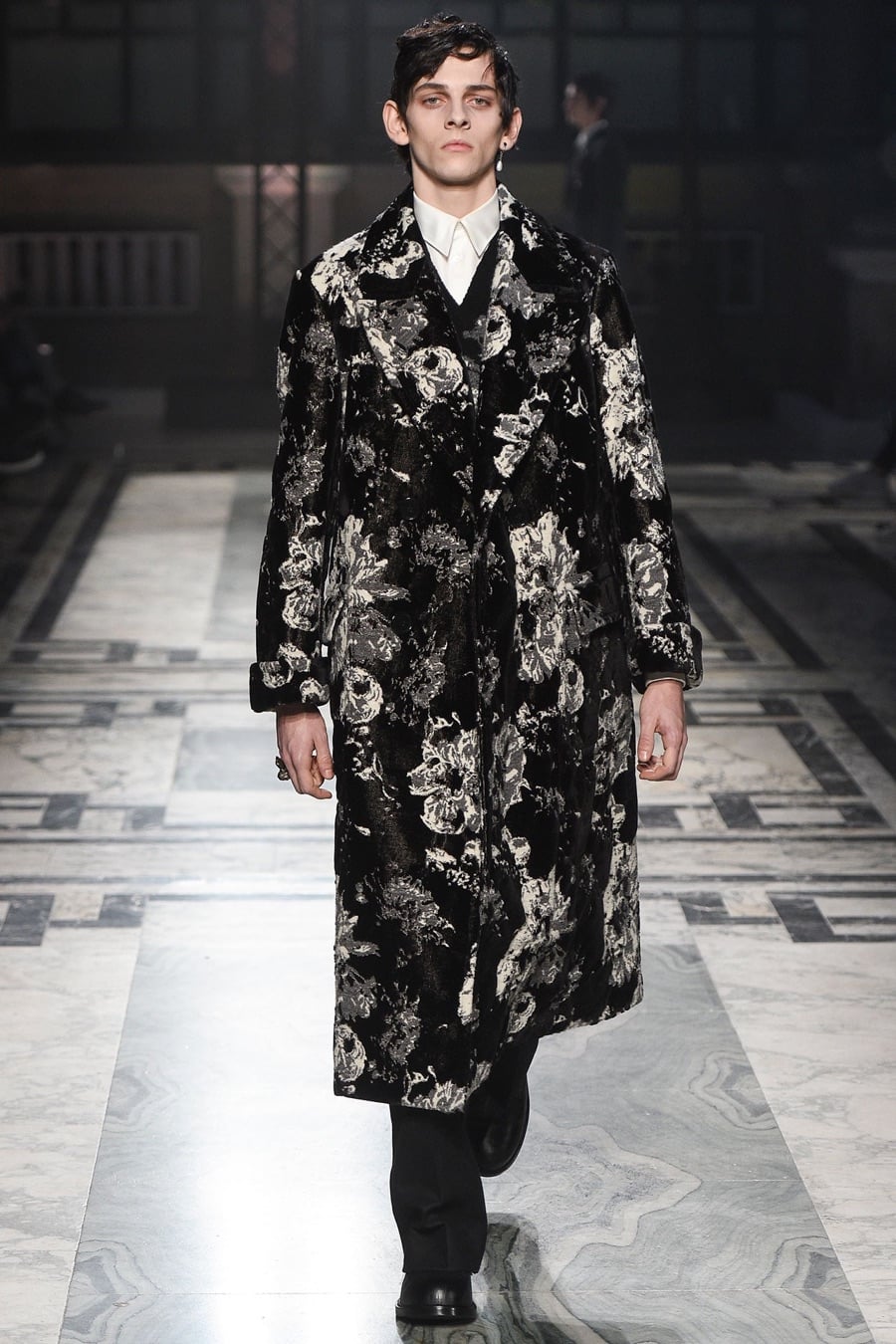 Alexander McQueen 2016 Fall Winter Mens Collection