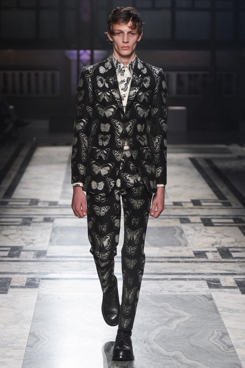 Alexander-McQueen-2016-Fall-Winter-Mens-Collection-007