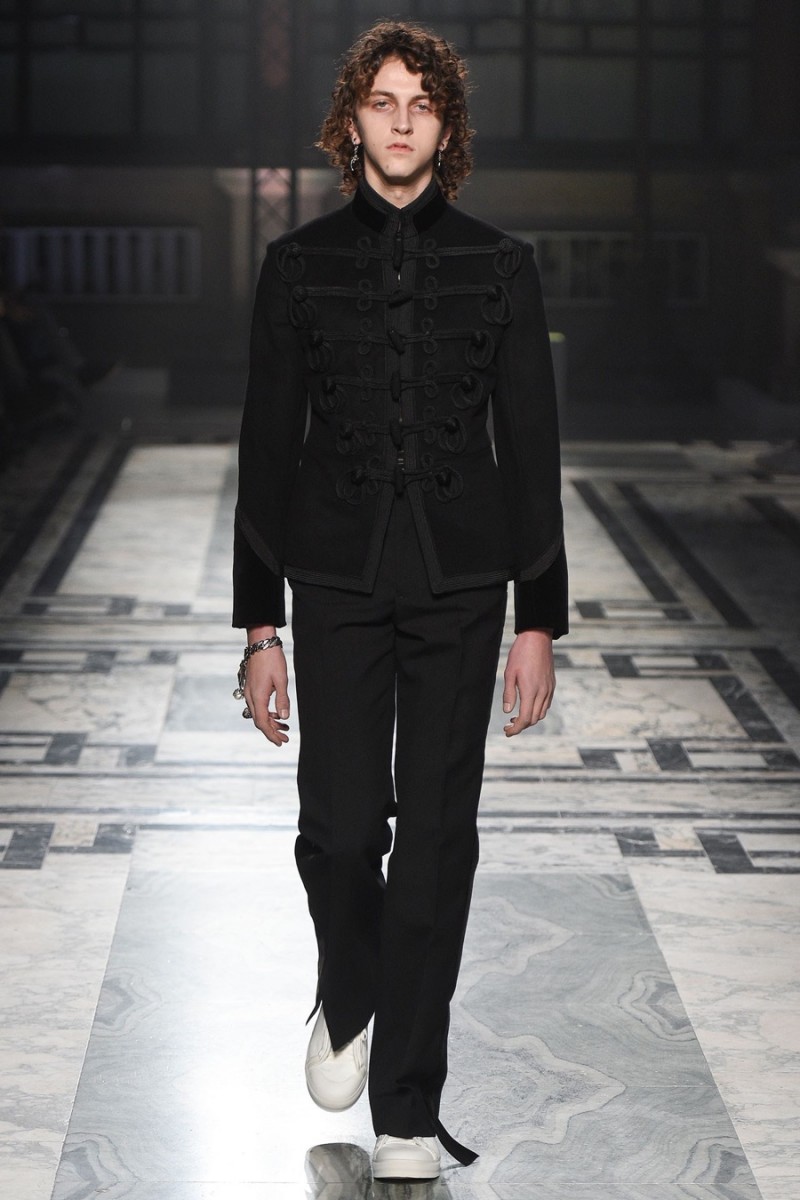 Alexander McQueen 2016 Fall/Winter Men's Collection