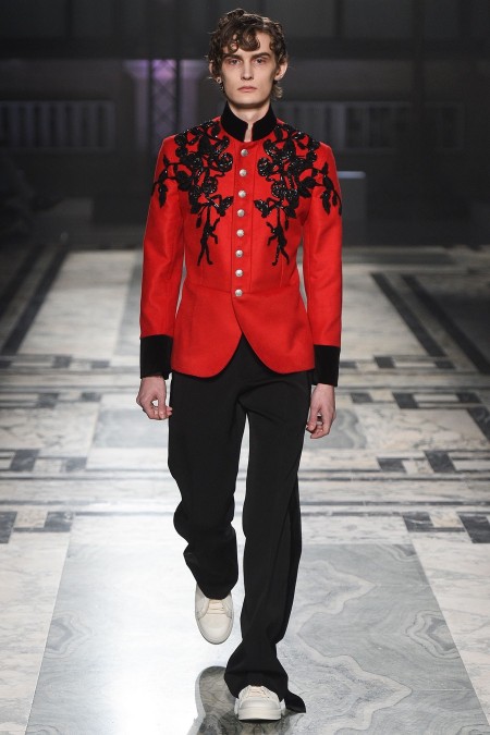 Alexander McQueen 2016 Fall Winter Mens Collection 026