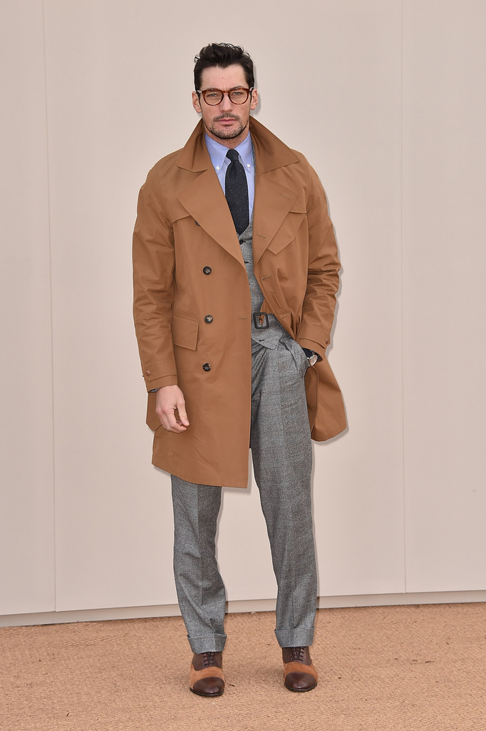 David Gandy at Burberry's fall-winter 2016 menswear runway show.