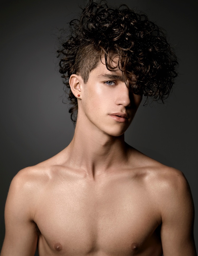 Guy-Patrick-2016-Mens-Curly-Hairstyles-002