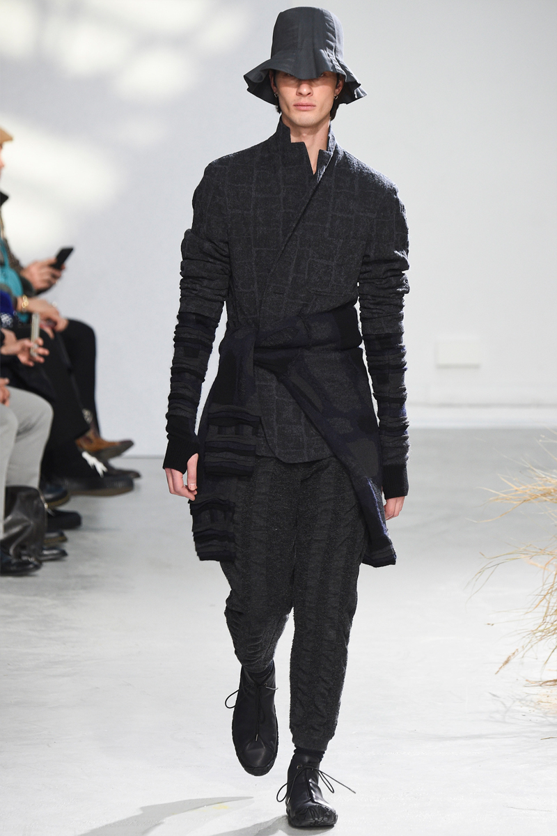 Issey Miyake 2016 Fall/Winter Men's Collection