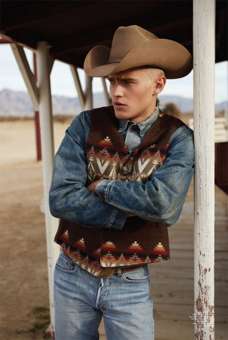 Western Style: Bo Develius Embraces Cowboy Fashions for SummerWinter