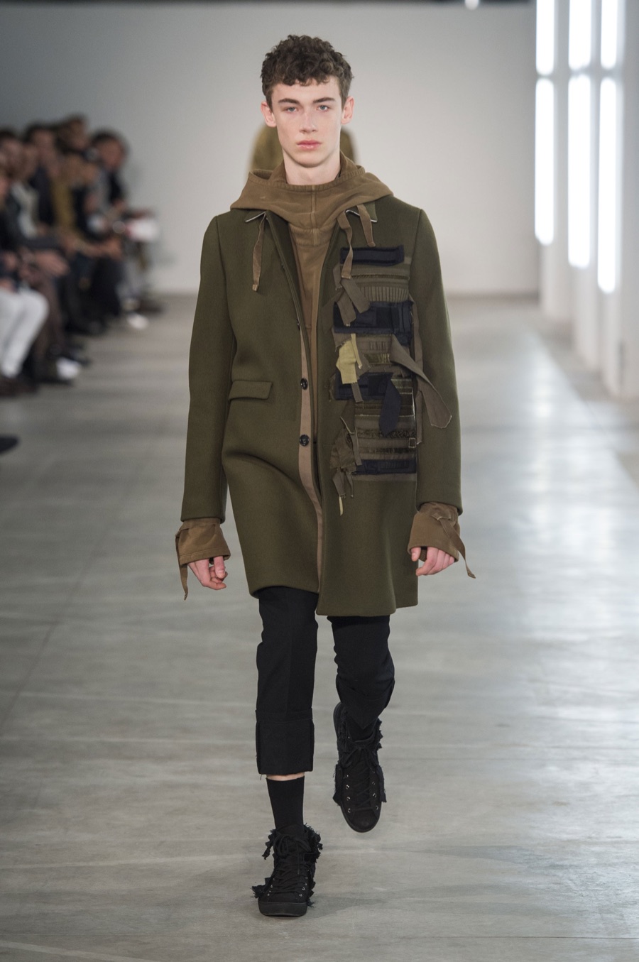 No. 21 Finds a Softer Gentleman for Fall Collection